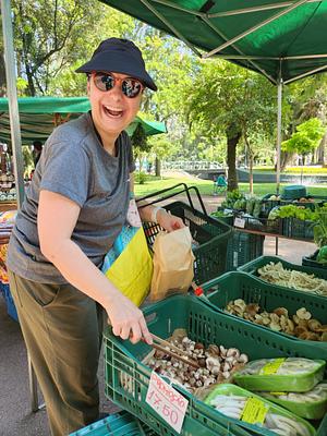 Organic street market